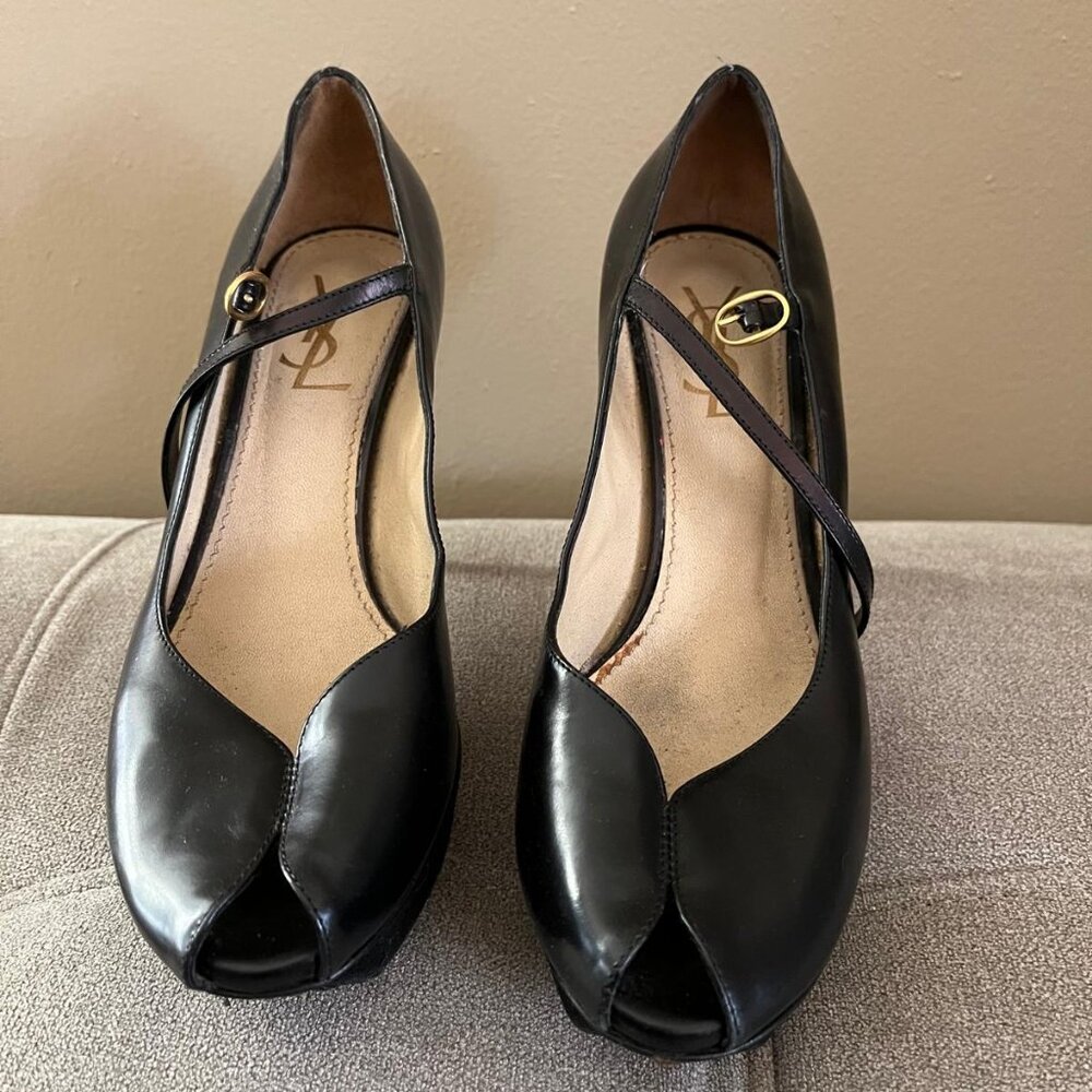 Yves Saint Laurent Tribute Mary Jane Pumps EU 36